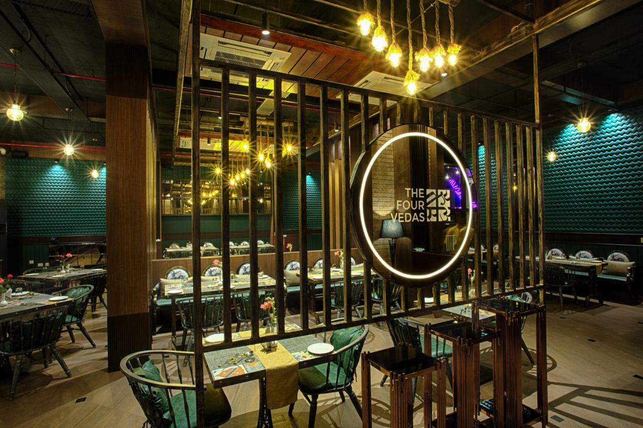 Four Vedas Hotel & Resort Siliguri Exterior foto