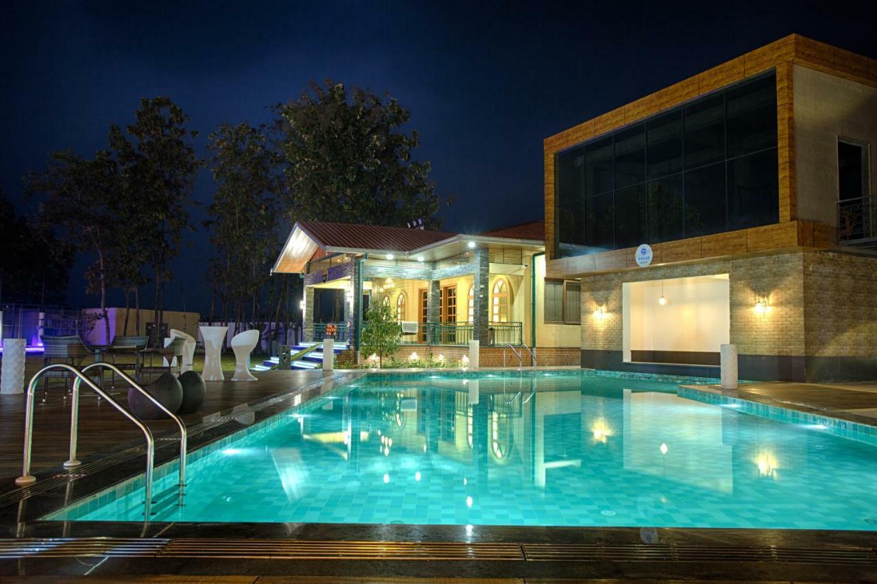 Four Vedas Hotel & Resort Siliguri Exterior foto